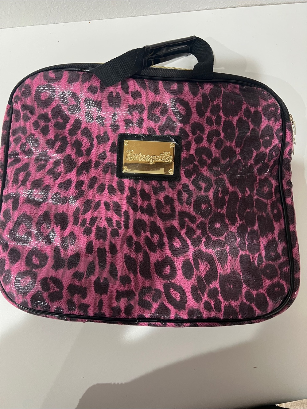 Betsey Johnson pink and black leopard print handbag or laptop tote.